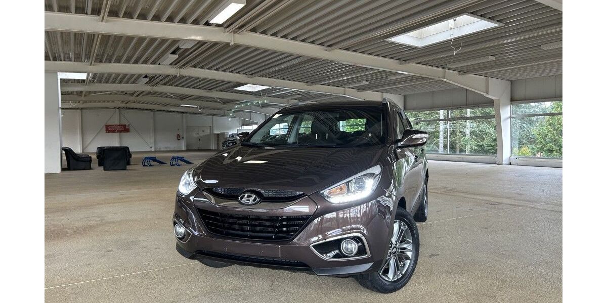 Hyundai ix35 142.023 km 9.990 &euro; Sassenburg / Neudorf- Pl 38524