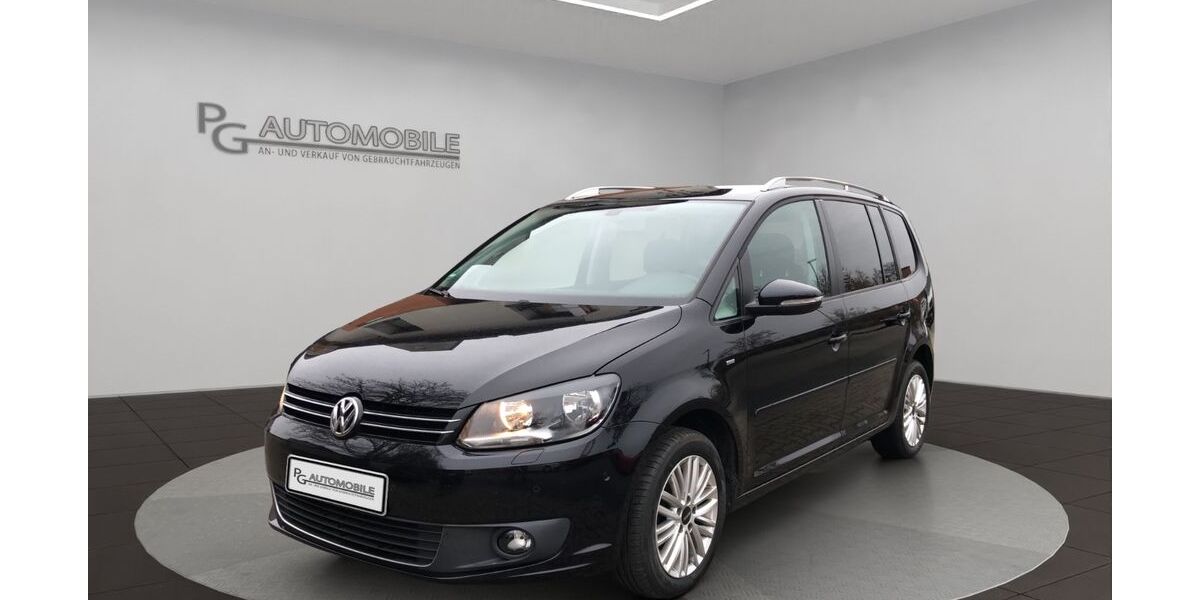 VW Touran 208.900 km 8.990 &euro; Braunschweig 38110
