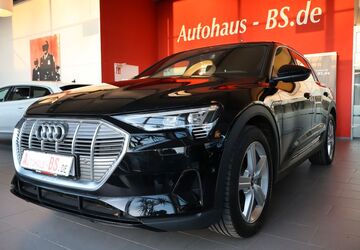 Audi e-tron 40.351 km 30.670 &euro; Braunschweig 38116
