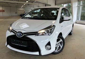 Toyota Yaris 108.918 km 11.780 &euro; Sassenburg / Neudorf- Pl 38524