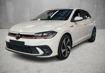 VW Polo 7.938 km 24.390 &euro; Salzgitter 38259