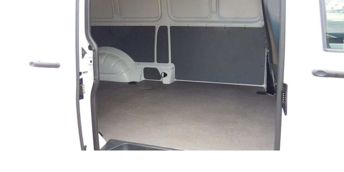VW T6.1 Transporter 1 Abt e- Lang 4-Gang Automatic 3.900 km 16.990 &euro; Vordorf 38533