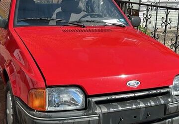 Ford Escort 73.405 km 2.000 &euro; Salzgitter 38259