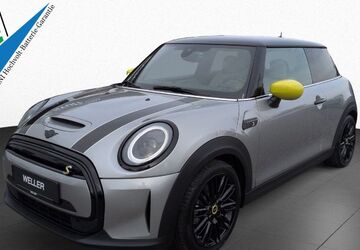 Mini Cooper SE 43.251 km 17.690 &euro; Braunschweig 38112