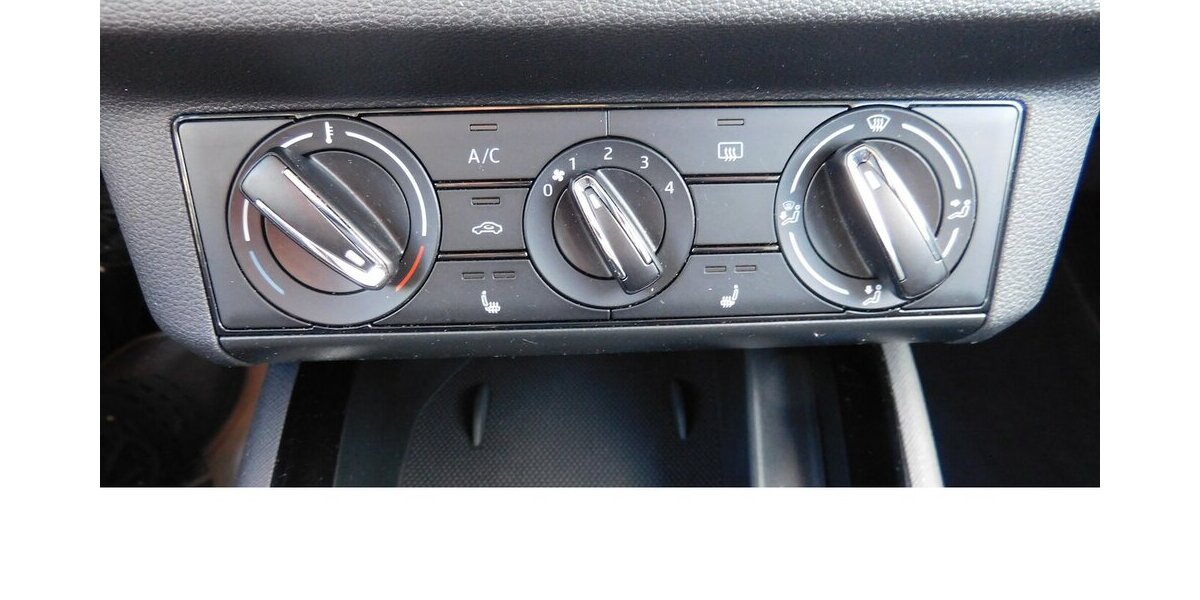 Skoda Kamiq 1.0 AmbitionTSI BMT Navi Klima 12.800 km 18.390 &euro; Vordorf 38533