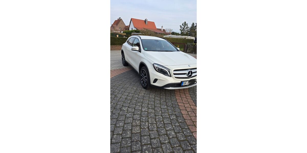 Mercedes-Benz GLA 220 131.000 km 17.990 &euro; Gifhorn 38518