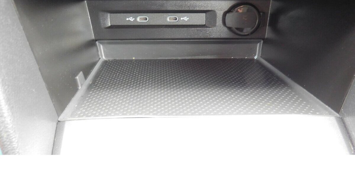 VW Tiguan Allspace 1.5 TSI Life 7 Sitze Navi DSG 26.300 km 29.690 &euro; Vordorf 38533