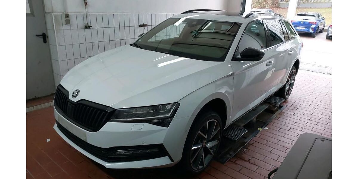 Skoda Superb 107.258 km 31.600 &euro; Braunschweig 38122