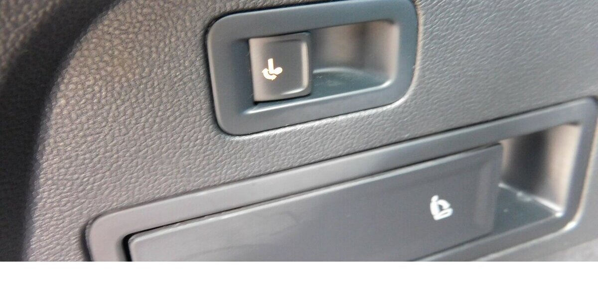 VW Tiguan Allspace 1.5 TSI Life 7 Sitze Navi DSG 26.300 km 29.690 &euro; Vordorf 38533