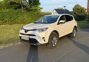 Toyota RAV 4 154.000 km 14.990 &euro; Salzgitter 38226