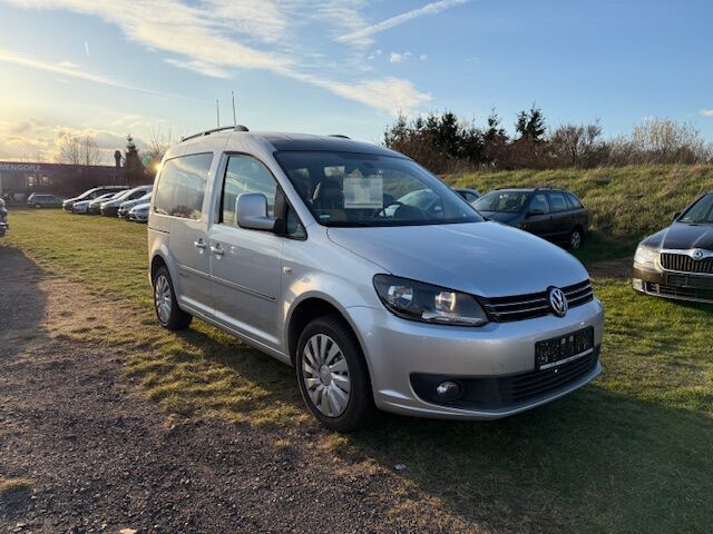 VW Caddy 100.300 km 12.990 &euro; Braunschweig 38112