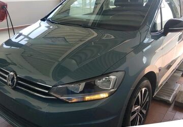VW Touran 125.000 km 17.499 &euro; Braunschweig 38118