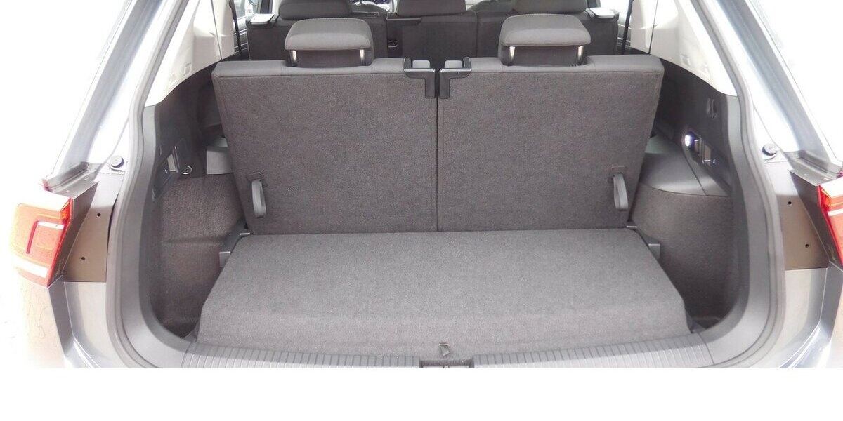 VW Tiguan Allspace 1.5 TSI Life 7 Sitze Navi DSG 33.000 km 28.390 &euro; Vordorf 38533
