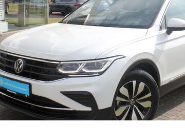 VW Tiguan 7.737 km 37.495 &euro; Salzgitter 38226