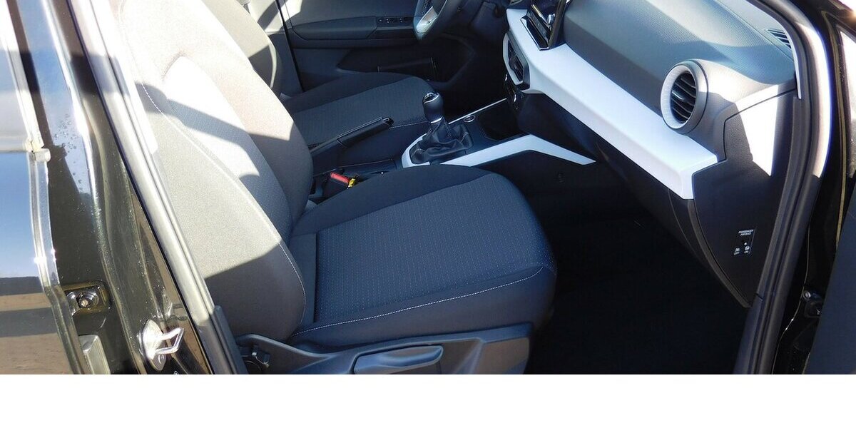Seat Arona 1.0 Style TSI BMT Klima Navi LED Alu 15.000 km 15.990 &euro; Vordorf 38533