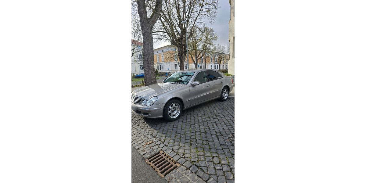 Mercedes-Benz E 220 352.641 km 4.710 &euro; Braunschweig 38106