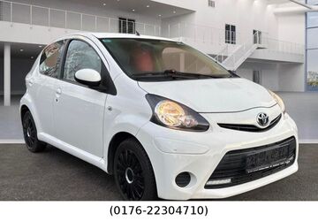 Toyota Aygo (X) 85.000 km 5.650 &euro; Adersheim 38304