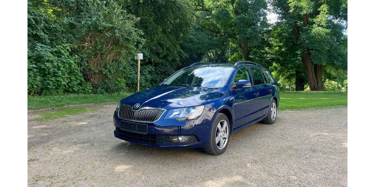 Skoda Superb 213.000 km 5.590 &euro; Braunschweig 38122