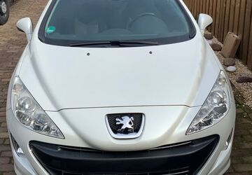 Peugeot 308 104.000 km 6.900 &euro; Calberlah 38547