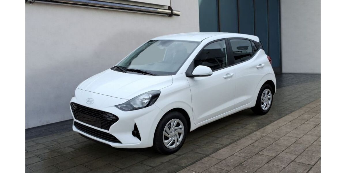 Hyundai i10 5.534 km 14.950 &euro; Salzgitter 38229