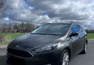 Ford Focus 205.123 km 7.990 &euro; Wolfsburg 38442