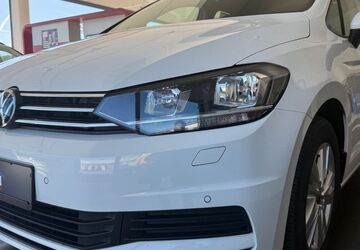 VW Touran 142.200 km 22.991 &euro; Wolfenbüttel 38304