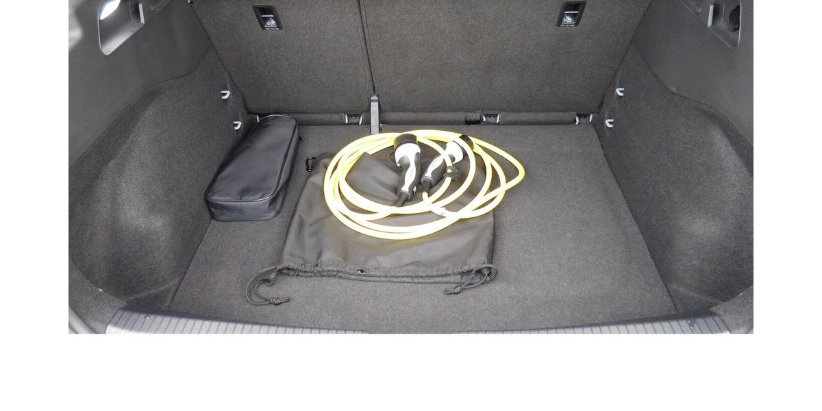 Cupra Born Elektrik 1-Gang Automatik Navi Klima Alu 20.000 km 23.690 &euro; Vordorf 38533