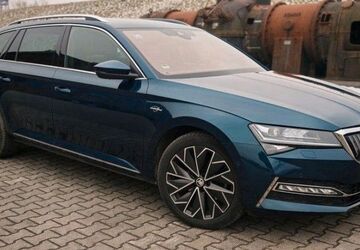 Skoda Superb 95.000 km 22.999 &euro; Gadenstedt 31246