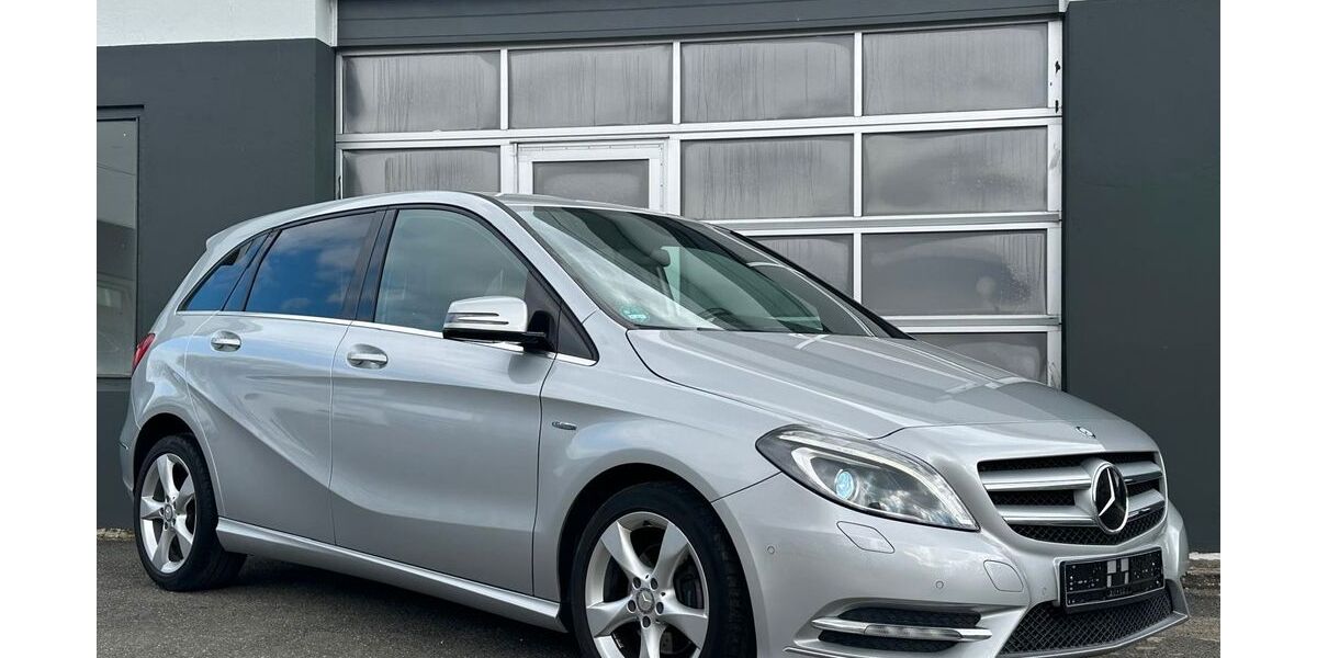 Mercedes-Benz B 200 81.414 km 13.480 &euro; Braunschweig 38112