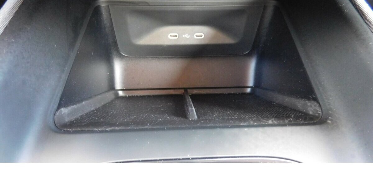 Skoda Enyaq iV 50 1-Gang Elektrik Automatic Klima Navi 29.900 km 20.990 &euro; Vordorf 38533