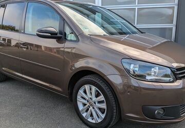 VW Touran 160.562 km 7.999 &euro; Braunschweig 38112
