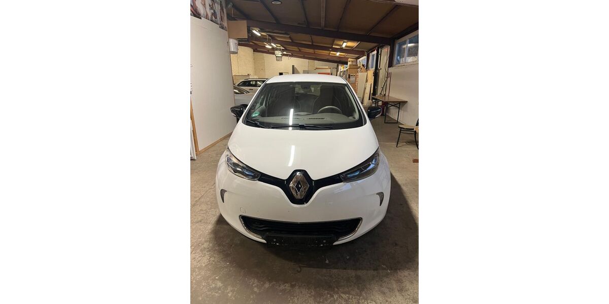 Renault ZOE 66.172 km 6.990 &euro; Braunschweig 38102
