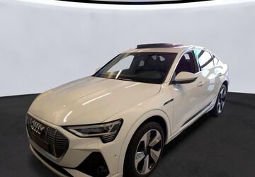 Audi e-tron 119.317 km 26.990 &euro; Braunschweig 38122