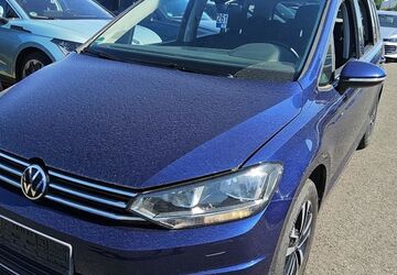 VW Touran 108.276 km 15.639 &euro; Braunschweig 38112