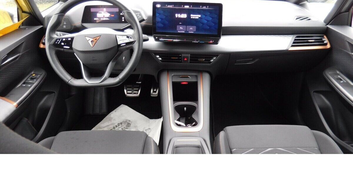 Cupra Born Elektrik 1-Gang Automatik Navi Klima Alu 20.000 km 23.690 &euro; Vordorf 38533