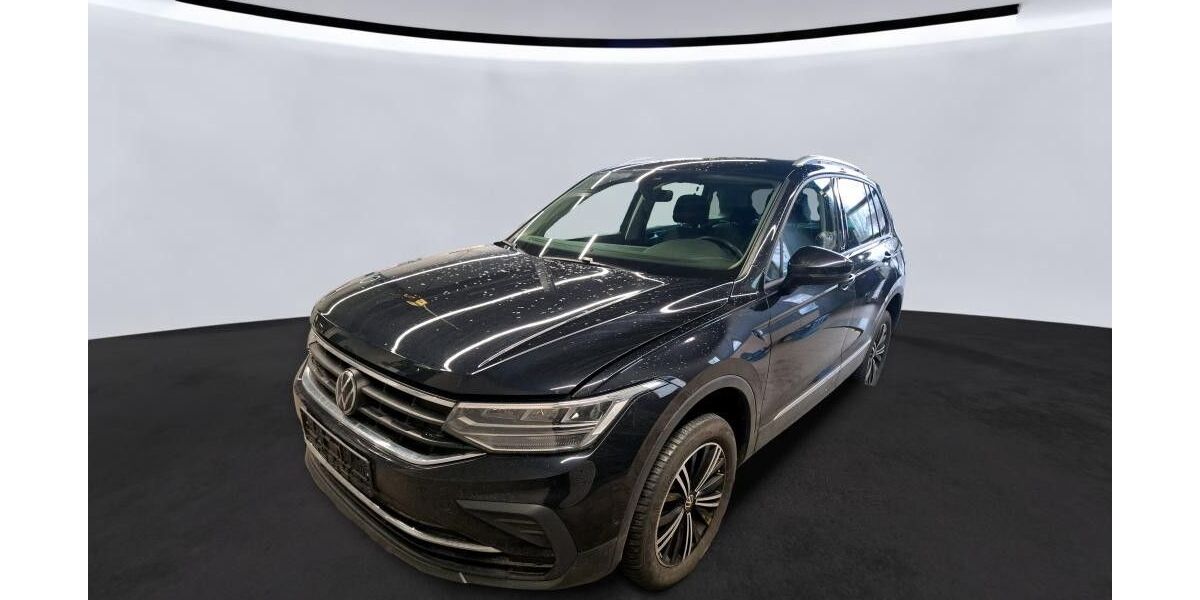 VW Tiguan 56.050 km 27.990 &euro; Braunschweig Wenden 38110
