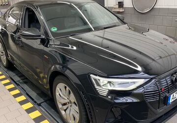 Audi e-tron 36.300 km 44.950 &euro; Salzgitter 38259