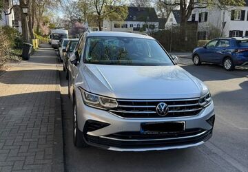 VW Tiguan 50.000 km 28.900 &euro; Wolfsburg 38446