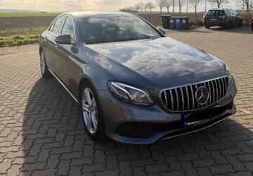 Mercedes-Benz E 220 186.000 km 22.900 &euro; Salzgitter 38226