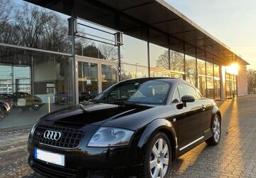 Audi TT 220.000 km 10.750 &euro; Wolfenbüttel 38304