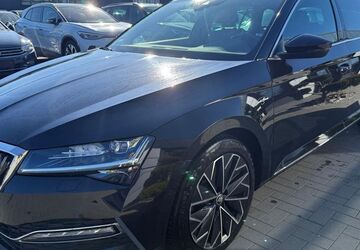 Skoda Superb 172.712 km 20.990 &euro; Braunschweig 38122