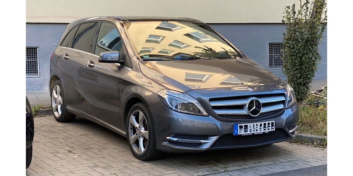 Mercedes-Benz B 220 168.000 km 10.900 &euro; Braunschweig 38114
