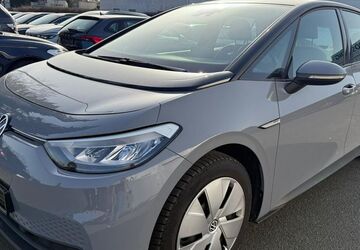 VW ID.3 140.236 km 13.990 &euro; Braunschweig 38122