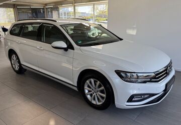 VW Passat 112.500 km 16.990 &euro; Braunschweig 38116