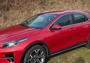 Kia XCeed 96.000 km 13.990 &euro; ILSEDE 31241