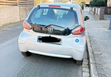 Toyota Aygo (X) 270.000 km 1.599 &euro; Peine 31228