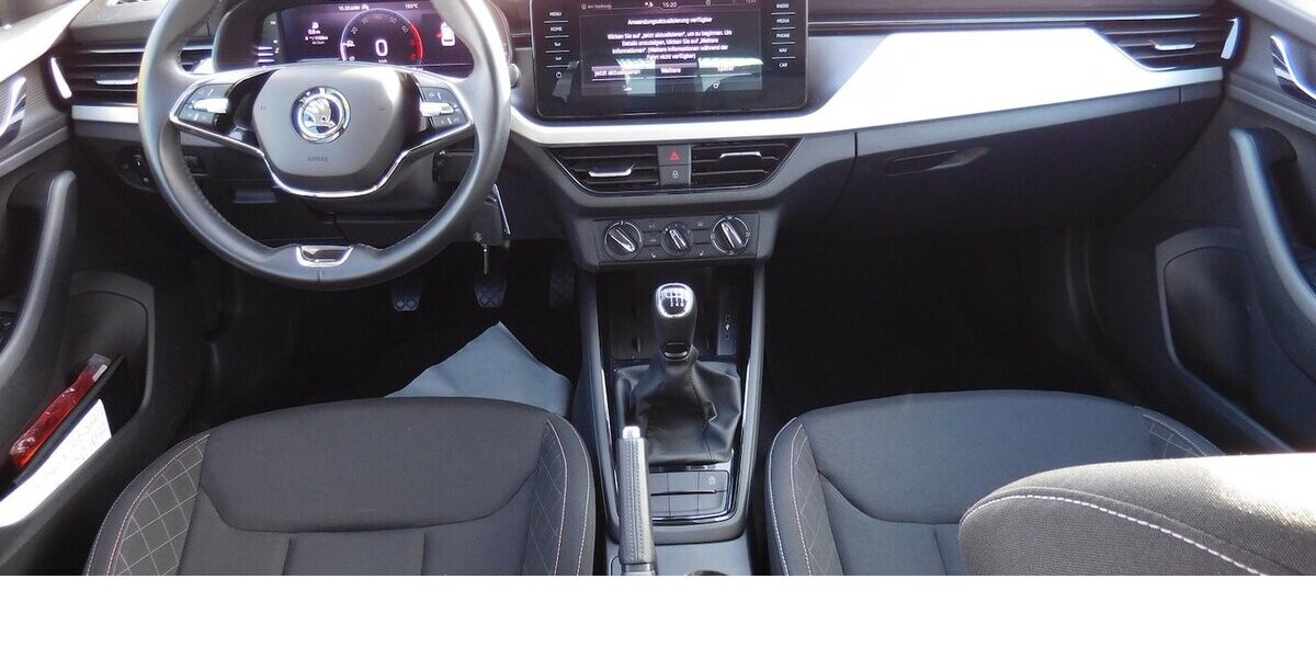 Skoda Kamiq 1.0 AmbitionTSI BMT Navi Klima 12.800 km 18.390 &euro; Vordorf 38533
