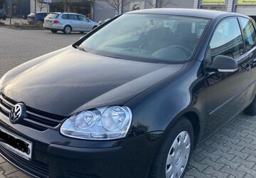VW Golf 214.000 km 2.300 &euro; Braunschweig 38103
