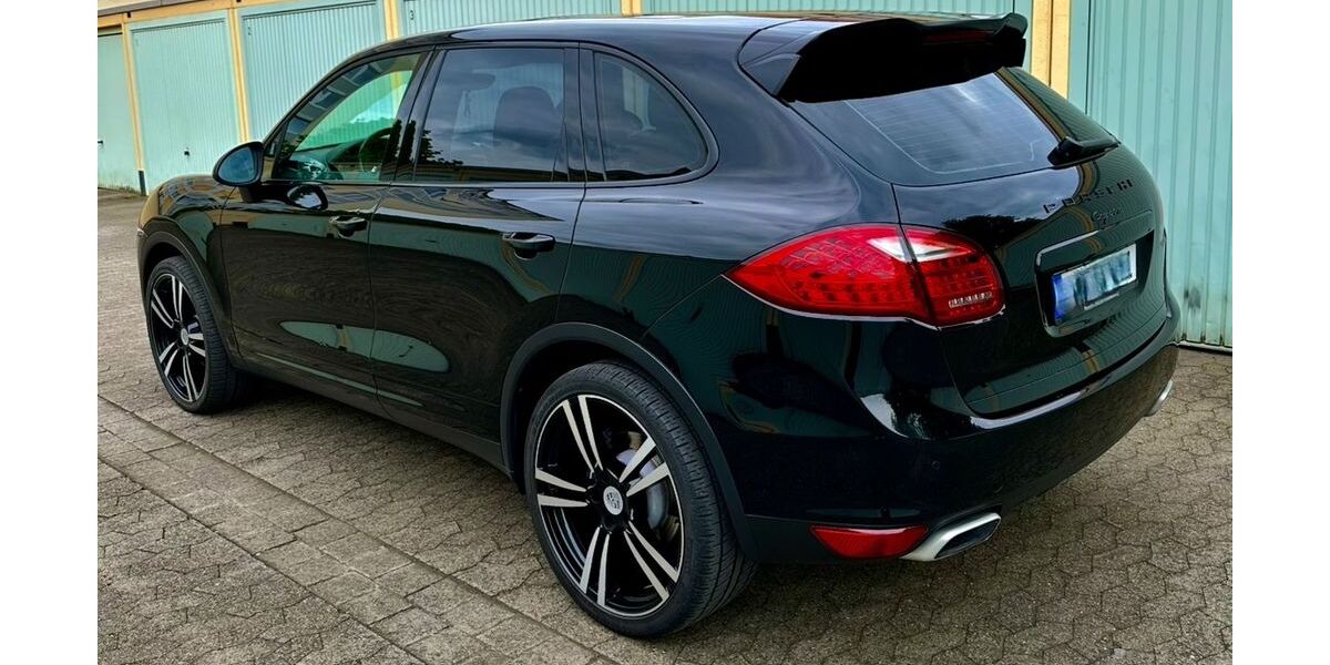 Porsche Cayenne 218.000 km 18.999 &euro; Braunschweig 38112