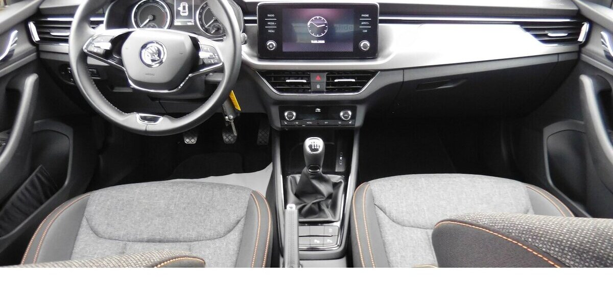 Skoda Kamiq 1.0 Ambition Clever TSI BMT Navi Klima 21.200 km 18.390 &euro; Vordorf 38533